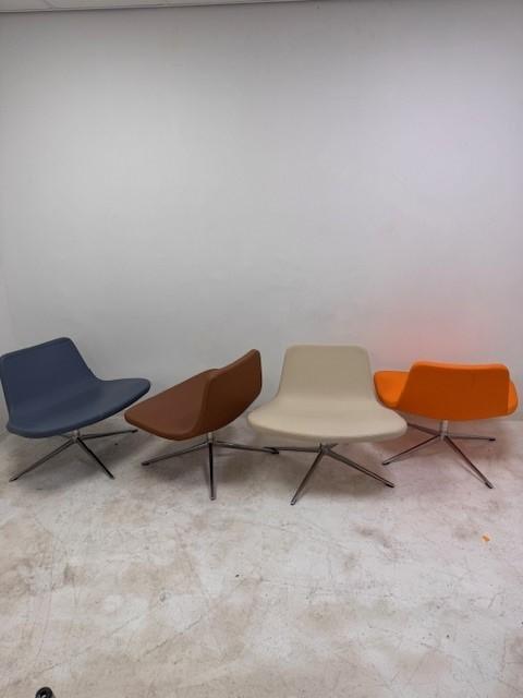 Hay Ray design Lounge Swivel armchair gebruikt, Zakelijke goederen, Kantoor en Winkelinrichting | Kantoormeubilair en Inrichting
