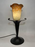 Lamp - bloem - glaspaté, Smeedijzer - Art deco lamp