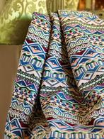 Exclusieve dubbelbrede stoffen met etnische prints voor