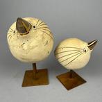 Ewa Budzowska - sculptuur, 2 Birds (with 24carat gold) - 18