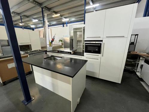 Keuken Compleet 120 Complete keukens OP voorraad NR2758, Huis en Inrichting, Keuken | Complete keukens, Zo goed als nieuw, Greeploos