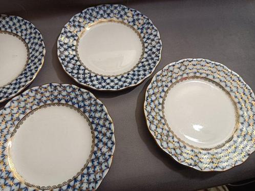 Lomonosov Imperial Porcelain Factory - A.Yatskevich - Bord, Antiek en Kunst, Antiek | Meubels | Tafels