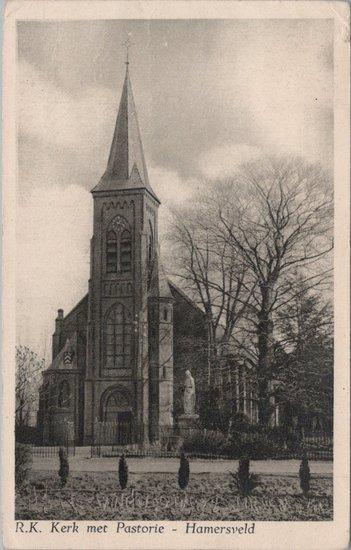 HAMERSVELD - R. K. Kerk met Pastorie, Verzamelen, Ansichtkaarten | Nederland, Verzenden