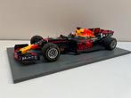 Spark 1:18 - Model raceauto -Red Bull Racing - Daniel, Nieuw