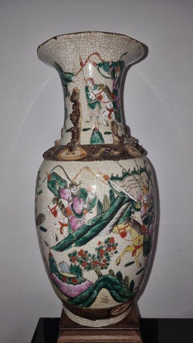 Vaas - Porselein - China - Qing Dynastie (1644-1911) - Twee, Antiek en Kunst, Antiek | Overige Antiek