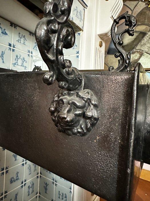 Kachel - Gietijzer - gelderse potkachel, Antiek en Kunst, Antiek | Overige Antiek