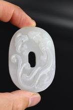 A jade pendant - Jade - China (Zonder Minimumprijs), Antiek en Kunst