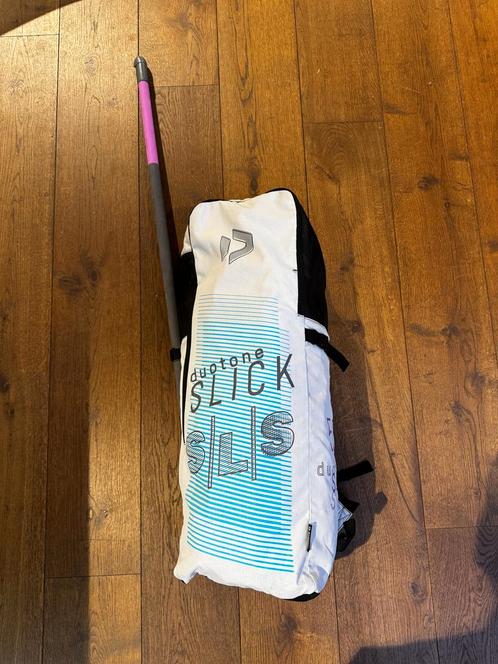 Duotone Slick SLS 5.5 2022 incl. Mini Boom Platinum SLS, Watersport en Boten, Wingsurfen