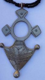 Metaal - Ketting met hanger - 3 Touareg hanger, Antiek en Kunst