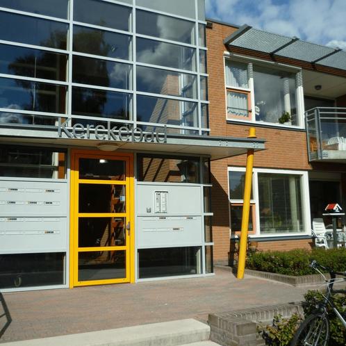 Driekamer appartement met Balkon, Huizen en Kamers, Huizen te huur, Direct bij eigenaar, Appartement