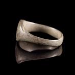 Oud-Romeins Gegraveerde ring van zilverlegering (Zonder, Antiek en Kunst