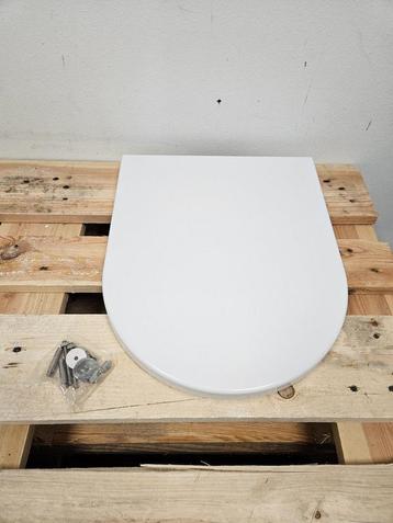 Toiletzitting 35,5 x 43 cm Sanindusa Urb.y Softclose Clip Of beschikbaar voor biedingen