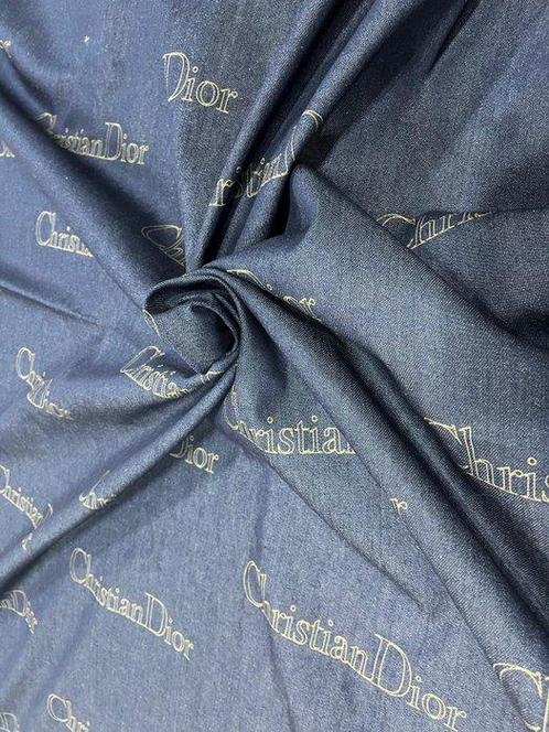 Dior - Meubelstof - 250 cm - 160 cm, Antiek en Kunst, Antiek | Kleden en Textiel