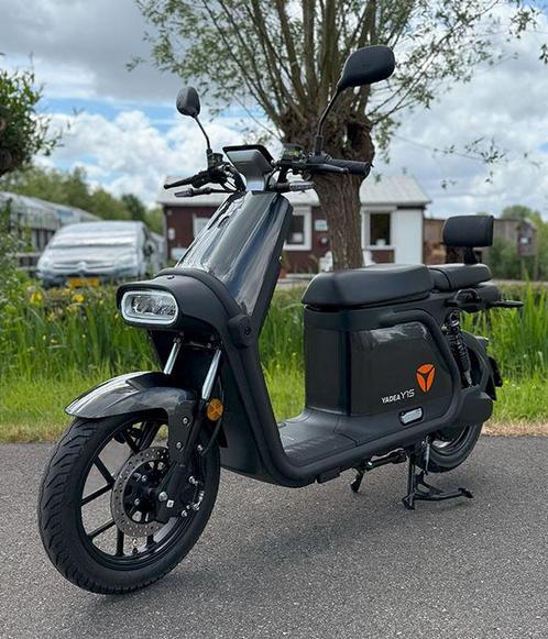 Yadea Y1S 45km/u Grey Longe Range 2025, Fietsen en Brommers, Brommeronderdelen | Scooters, Verzenden