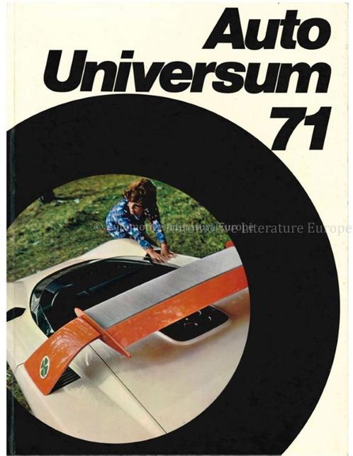 1971 AUTO UNIVERSUM JAARBOEK ENGELS, Boeken, Auto's | Folders en Tijdschriften