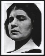 Edward Weston - Portrait of Tina Modotti in Mexico, 1924