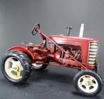 Blikken tractor rood, 27 cm  woondecoratie! - metaal