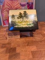 Doos - Hout - Laqcuer box USSR, Antiek en Kunst