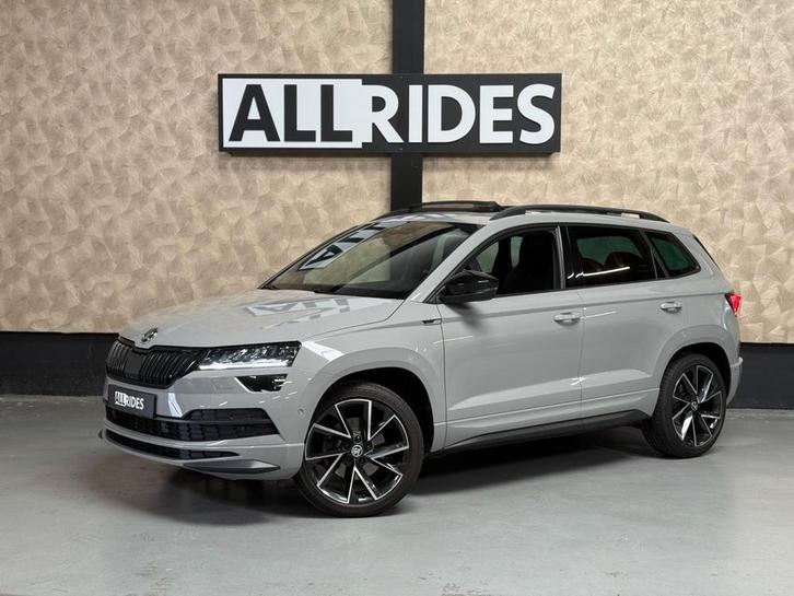 Zakelijke Lease |  Škoda Karoq 2.0 TSI 4x4 Sportline Busines, Auto's, Skoda, Dealer onderhouden, Lease, Zwart, Automaat, SUV of Terreinwagen