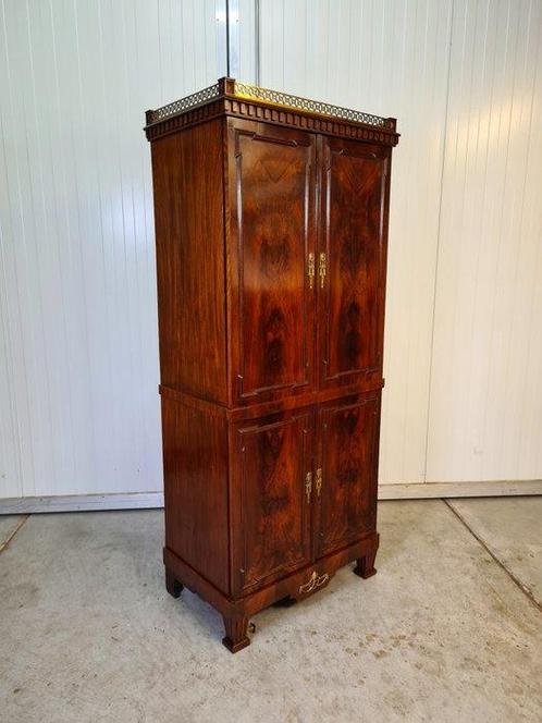 Kast - Mahonie, Messing - UNIEKE 1-deurs kast, Antiek en Kunst, Antiek | Meubels | Stoelen en Banken
