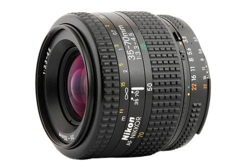 Nikon AF Nikkor 35-70mm f/3.3-4.5 Lens, Audio, Tv en Foto, Fotografie | Lenzen en Objectieven, Zo goed als nieuw, Verzenden