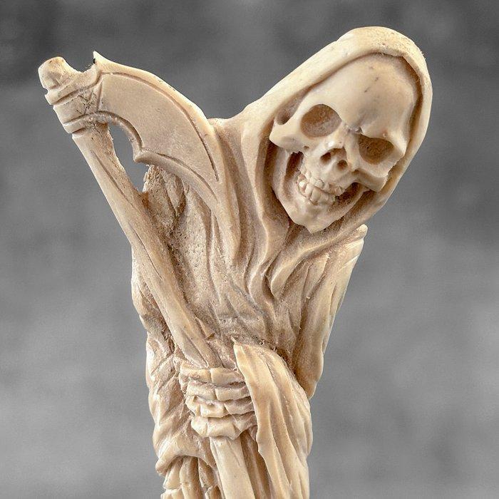 Snijwerk, NO RESERVE PRICE - Grim Reaper Carving from a deer, Antiek en Kunst, Kunst | Designobjecten