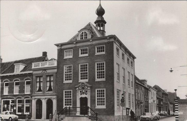 BUREN - Stadhuis, Verzamelen, Ansichtkaarten | Nederland, Verzenden