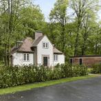 Gestoffeerde villa met tuin, wasruimte en monumentale status, Wassenaar