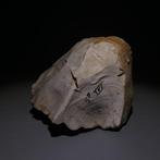 Neolithisch Big Flint. 10 cm L. Mes - 5000 v.Chr. Bijl