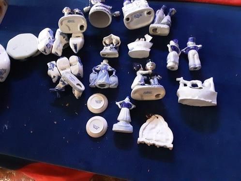 Delfts porselein - Miniatuur figuur (24) - Porselein, Antiek en Kunst, Antiek | Speelgoed
