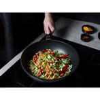 AMT Gastroguss Grote aluminium wok – inductie geschikt –, Huis en Inrichting, Keuken | Potten en Pannen, Ophalen of Verzenden