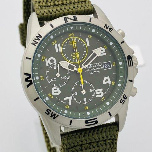 Seiko - Military Dark Green and Yellow Indexes - Zonder, Sieraden, Tassen en Uiterlijk, Horloges | Antiek