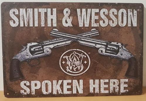 Smith & wesson spoken here reclamebord, Verzamelen, Merken en Reclamevoorwerpen, Nieuw, Ophalen of Verzenden