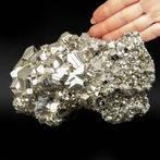 Verzamelbare vijfhoekige pyriet - prachtige formatie -, Verzamelen, Mineralen en Fossielen