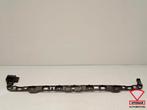 VW Golf 6 Achterbumper Geleider 5K6807863, Ophalen, Gebruikt, Volkswagen, Bumper