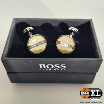 Hugo Boss Manchetknopen Wit met Doos | Nieuwstaat beschikbaar voor biedingen
