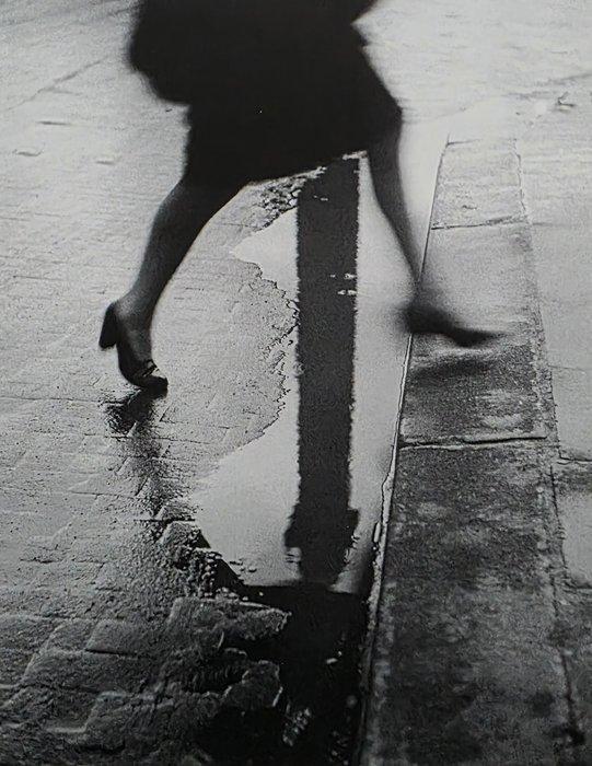 Willy Ronis (1910–2009) - Pluie, Place Vendôme, Paris, 1947, Antiek en Kunst, Kunst | Designobjecten