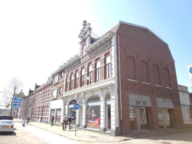 Studio te huur aan Godsweerdersingel in Roermond - Limburg, Huizen en Kamers, Kamers te huur, 20 tot 35 m²