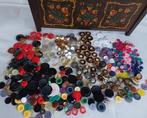 Themacollectie - Naadset, vintage knopen, Antiek en Kunst, Antiek | Speelgoed