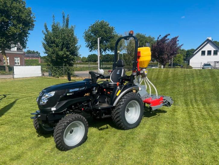 Solis H26 HST Black edition | compact tractor | mini tractor, Zakelijke goederen, Agrarisch | Tractoren, tot 80 Pk, Nieuw, Overige merken