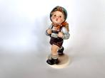 Goebel - Beeldje - M.I. Hummel Hum 82/II – Schulschwänzer, Antiek en Kunst