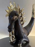 Medicine container - Beeld - Naga Morsarang - Batak -, Antiek en Kunst, Kunst | Niet-Westerse kunst