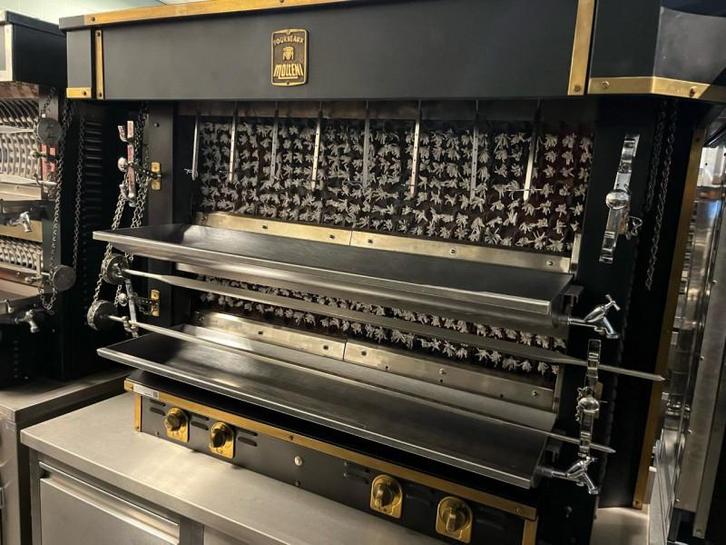 molteni rotisserie 640, Zakelijke goederen, Horeca | Keukenapparatuur, Gebruikt, Fornuis, Frituur en Grillen, Ophalen