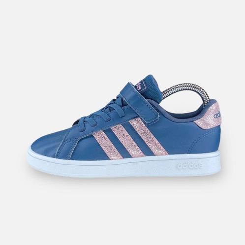 adidas Grand Court - Maat 34, Kinderen en Baby's, Kinderkleding | Schoenen en Sokken, Gebruikt, Verzenden