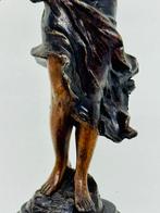 Figuur - Diosa de La Fortuna - Hout, Zinklegering, Antiek en Kunst