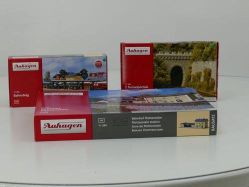 Schaal H0 Auhagen 11342 11369 11376 Station plottenstein,..., Hobby en Vrije tijd, Modeltreinen | H0, Brug, Tunnel of Gebouw, Zo goed als nieuw