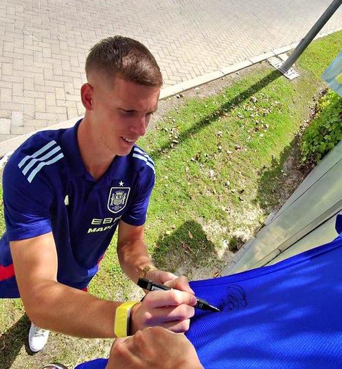 FC Barcelona - Spaanse voetbal competitie - Dani Olmo &, Verzamelen, Overige Verzamelen