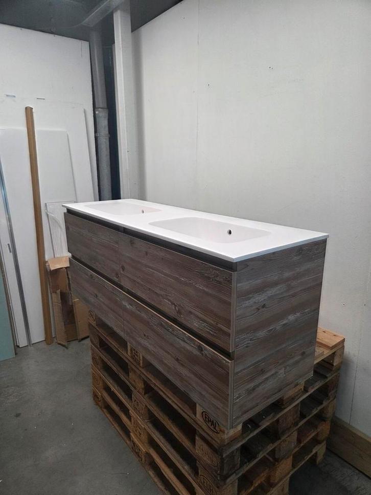 Badmeubel 140 x 46 cm grenen met Solid Surface wastafel mat, Doe-het-zelf en Verbouw, Sanitair, Bad, Nieuw, Ophalen of Verzenden