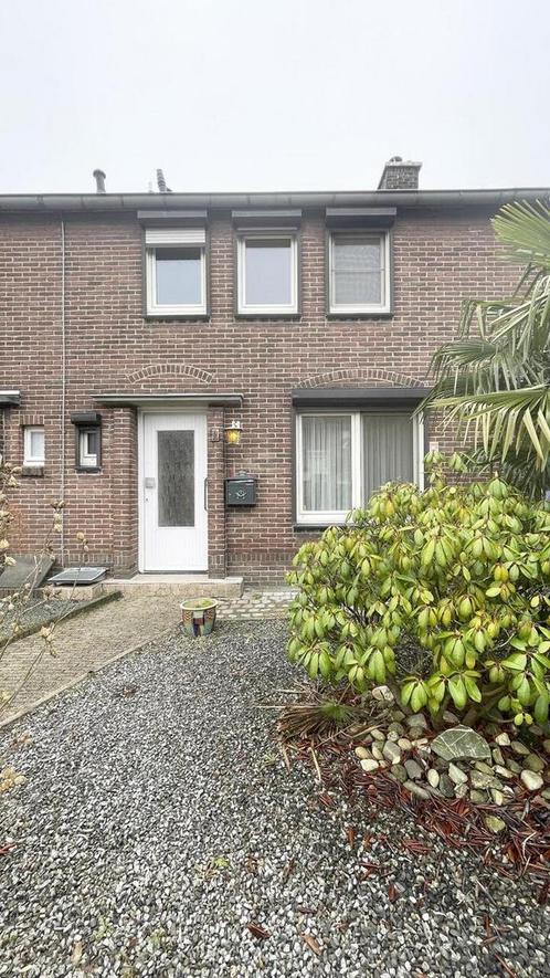 Te huur: Huis Burgemeester Gijsenstraat in Landgraaf, Huizen en Kamers, Huizen te huur, Limburg