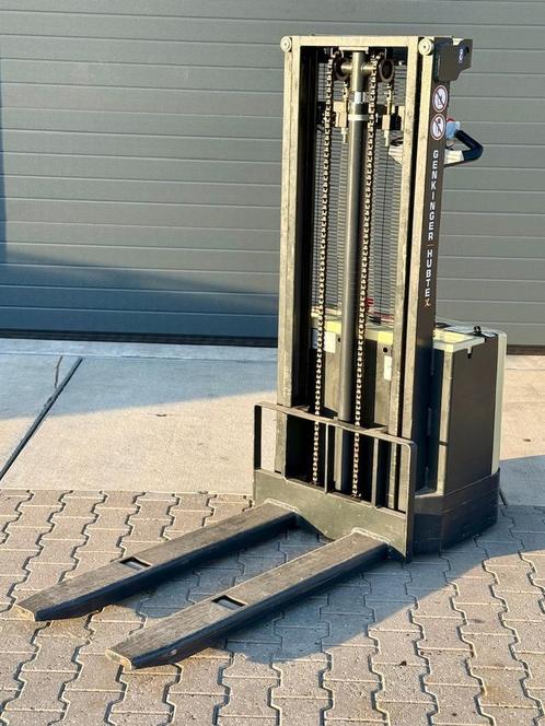 Hubtex Genkinger 250 cm hoogte 1000kg onderhoudsvrije accu, Zakelijke goederen, Machines en Bouw | Heftrucks en Intern transport